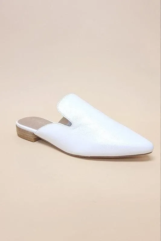 GEM-39 - Pointed Toe Slip On Mule Flats