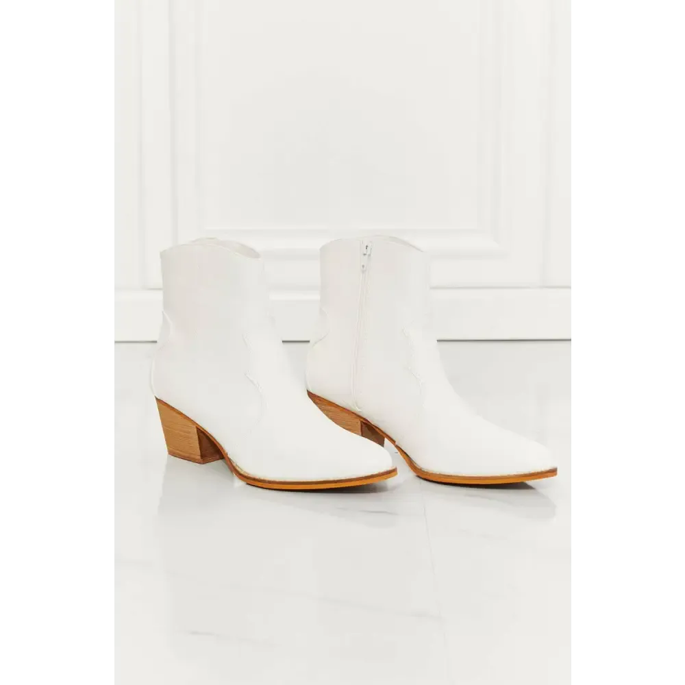 MMShoes Watertower Town Ankle Boots for Timeless Luxury Fashion